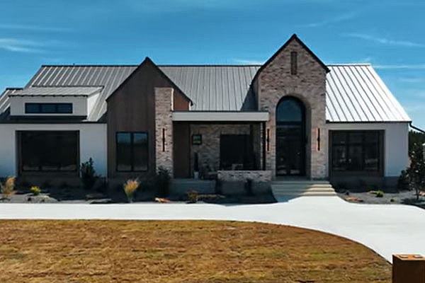 108 Lantana Bud Trail
